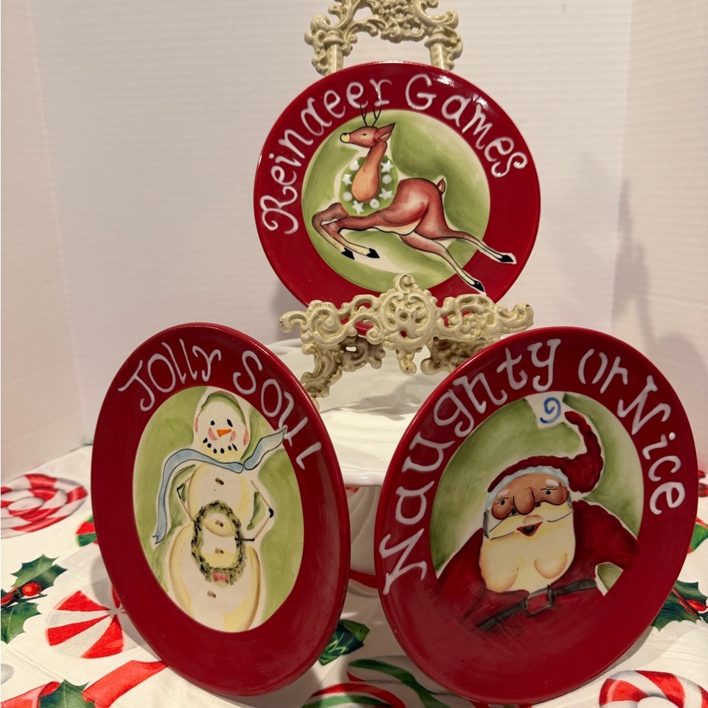 Festive Holiday Plates Set by Foreside snack/salad size 3 designs vintage